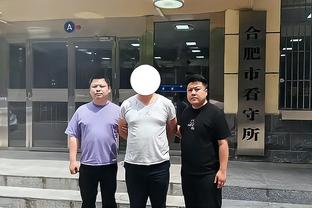 拜仁总监：戴尔也能在更衣室发挥作用 希望穆西亚拉长期留队